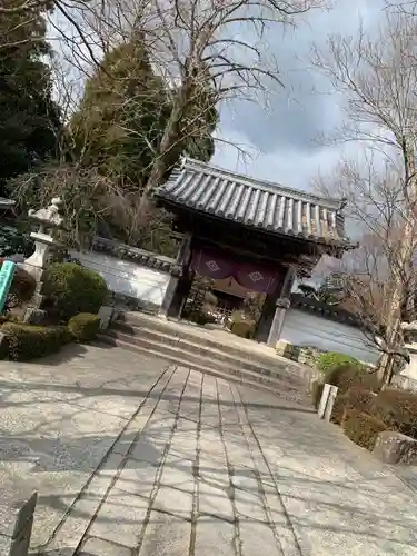 龍福寺の山門