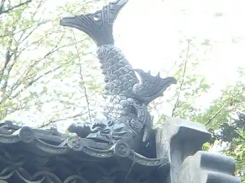 頥気神社の狛犬