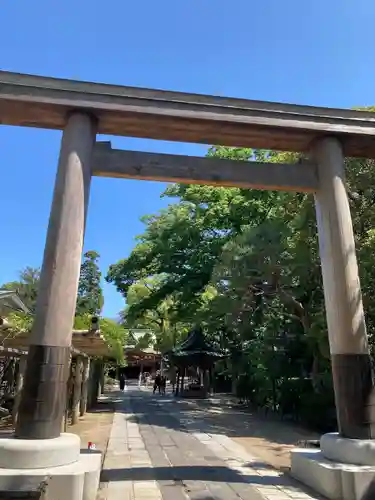 越ヶ谷久伊豆神社の鳥居