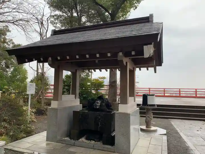 多摩川浅間神社の手水舎