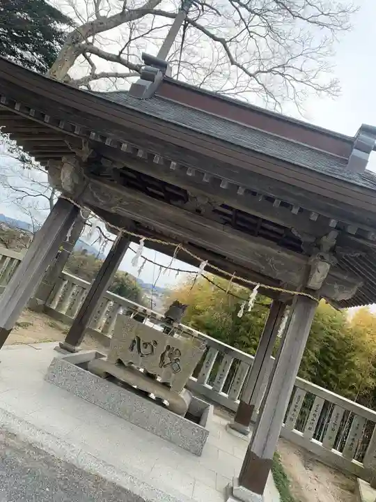 降松神社の手水舎