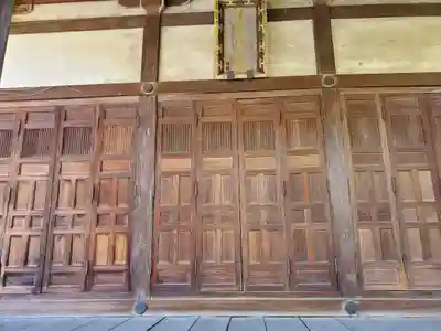 新薬師寺の本殿・本堂