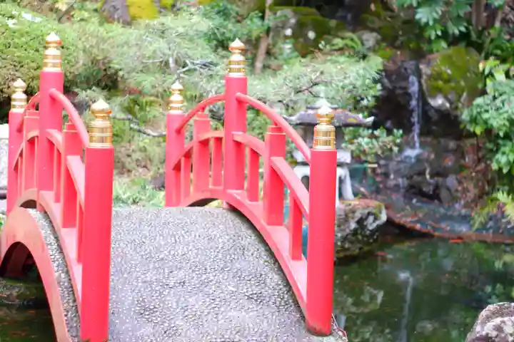 宇倍神社の庭園
