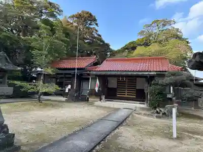 阿太加夜神社の{uncategorized: "未分類", other: "その他", undefined: "問題あり", building: "その他建物", grave: "お墓", sacred_gate: "鳥居", guardian: "狛犬", statue: "像", buddha: "仏像", history: "歴史", nature: "自然", garden: "庭園", animal: "動物", pagoda: "塔", temizu: "手水舎", mountain_gate: "山門・神門", sanctuary: "本殿・本堂", subordinate: "末社・摂社", art: "芸術", scenery: "景色", jizo: "地蔵", ema: "絵馬", goshuin: "御朱印", omikuji: "おみくじ", items: "授与品その他", amulet: "お守り", goshuincho: "御朱印帳", eats: "食事", festival: "お祭り", votive_dance: "神楽", shichigosan: "七五三参", wedding: "結婚式", experience: "体験その他", initially: "初詣", around: "周辺", anti_infection: "感染症対策"}