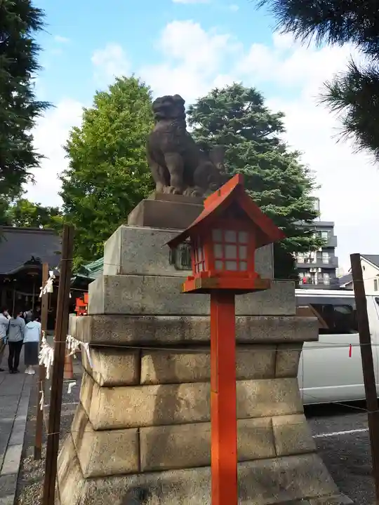 草加神社の本殿・本堂