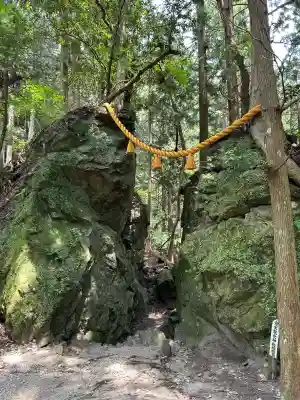 室生龍穴神社 天の岩戸(奈良県)