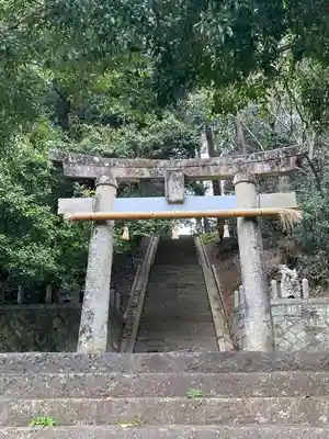 岩屋神社の鳥居