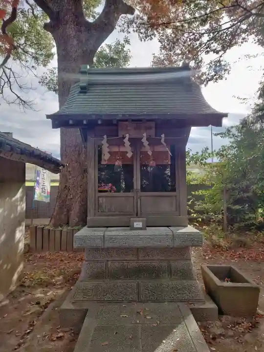 葛西神社の{uncategorized: "未分類", other: "その他", undefined: "問題あり", building: "その他建物", grave: "お墓", sacred_gate: "鳥居", guardian: "狛犬", statue: "像", buddha: "仏像", history: "歴史", nature: "自然", garden: "庭園", animal: "動物", pagoda: "塔", temizu: "手水舎", mountain_gate: "山門・神門", sanctuary: "本殿・本堂", subordinate: "末社・摂社", art: "芸術", scenery: "景色", jizo: "地蔵", ema: "絵馬", goshuin: "御朱印", omikuji: "おみくじ", items: "授与品その他", amulet: "お守り", goshuincho: "御朱印帳", eats: "食事", festival: "お祭り", votive_dance: "神楽", shichigosan: "七五三参", wedding: "結婚式", experience: "体験その他", initially: "初詣", around: "周辺", anti_infection: "感染症対策"}