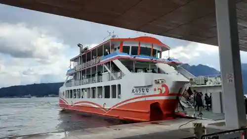 厳島神社の周辺