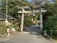 玉作湯神社の{uncategorized: "未分類", other: "その他", undefined: "問題あり", building: "その他建物", grave: "お墓", sacred_gate: "鳥居", guardian: "狛犬", statue: "像", buddha: "仏像", history: "歴史", nature: "自然", garden: "庭園", animal: "動物", pagoda: "塔", temizu: "手水舎", mountain_gate: "山門・神門", sanctuary: "本殿・本堂", subordinate: "末社・摂社", art: "芸術", scenery: "景色", jizo: "地蔵", ema: "絵馬", goshuin: "御朱印", omikuji: "おみくじ", items: "授与品その他", amulet: "お守り", goshuincho: "御朱印帳", eats: "食事", festival: "お祭り", votive_dance: "神楽", shichigosan: "七五三参", wedding: "結婚式", experience: "体験その他", initially: "初詣", around: "周辺", anti_infection: "感染症対策"}