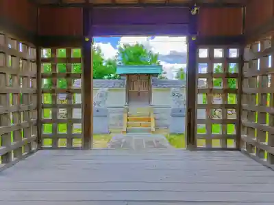 八龍神社（東八龍社）の本殿・本堂