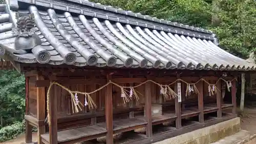 安仁神社の末社・摂社