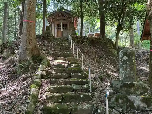 宇留破神社の末社・摂社