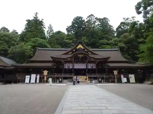 大神神社の本殿