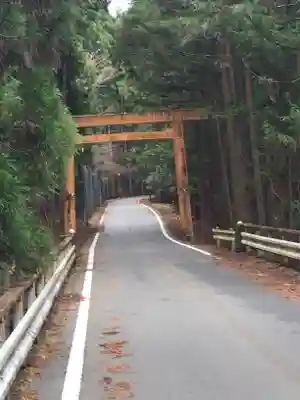 川上山若宮八幡宮の鳥居