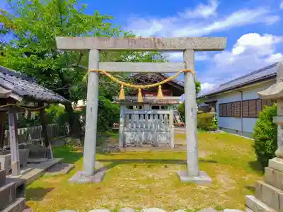白山社（奥田大門）の鳥居