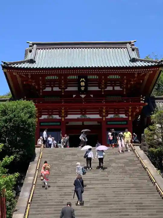 鶴岡八幡宮の山門・神門