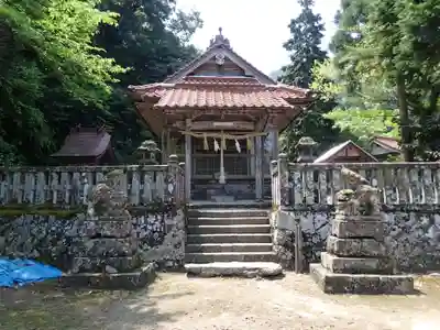 利川神社の本殿・本堂