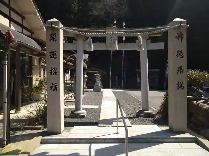巳徳神社のその他建物