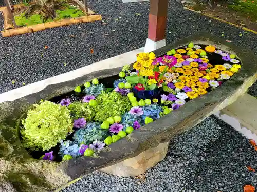 福母八幡宮の手水舎