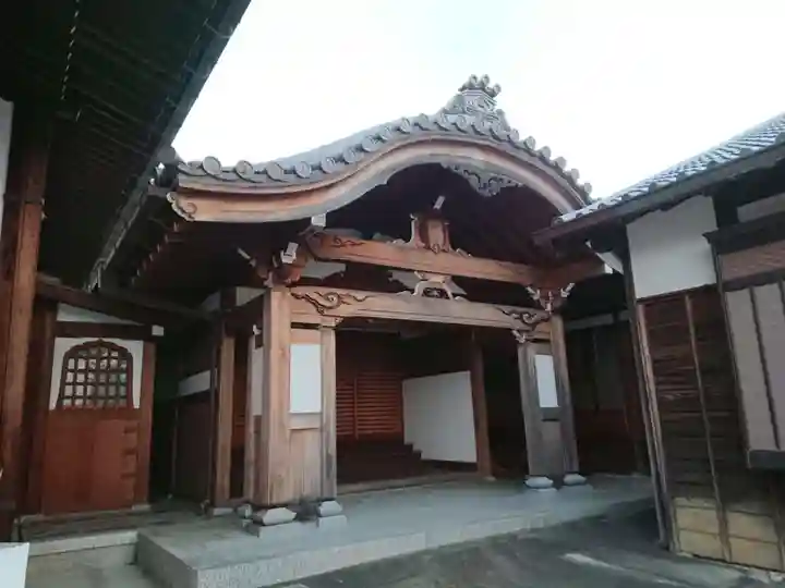 浄照寺の本殿・本堂
