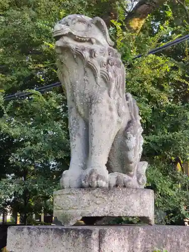 八幡神社の狛犬