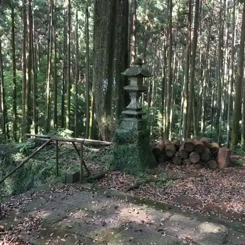 承殿神社の建物その他