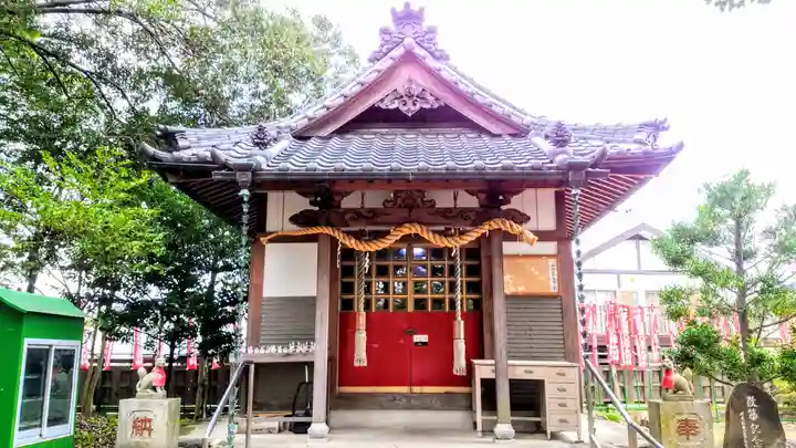 八王子神社の本殿・本堂