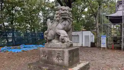 愛國神社の狛犬