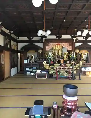 瑞法光寺の本殿