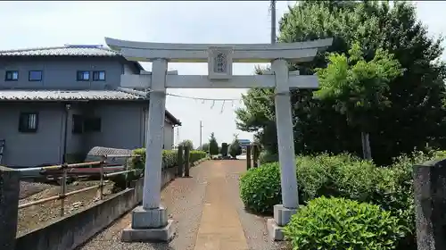 上水子ノ氷川神社の鳥居