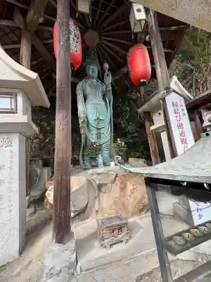 玉蔵院の{uncategorized: "未分類", other: "その他", undefined: "問題あり", building: "その他建物", grave: "お墓", sacred_gate: "鳥居", guardian: "狛犬", statue: "像", buddha: "仏像", history: "歴史", nature: "自然", garden: "庭園", animal: "動物", pagoda: "塔", temizu: "手水舎", mountain_gate: "山門・神門", sanctuary: "本殿・本堂", subordinate: "末社・摂社", art: "芸術", scenery: "景色", jizo: "地蔵", ema: "絵馬", goshuin: "御朱印", omikuji: "おみくじ", items: "授与品その他", amulet: "お守り", goshuincho: "御朱印帳", eats: "食事", festival: "お祭り", votive_dance: "神楽", shichigosan: "七五三参", wedding: "結婚式", experience: "体験その他", initially: "初詣", around: "周辺", anti_infection: "感染症対策"}