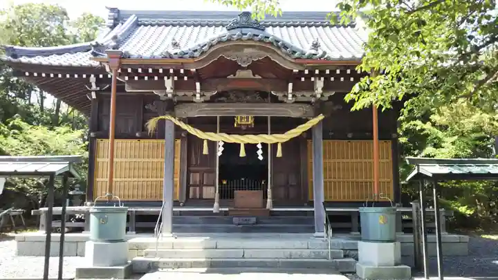 片岡神社の本殿・本堂