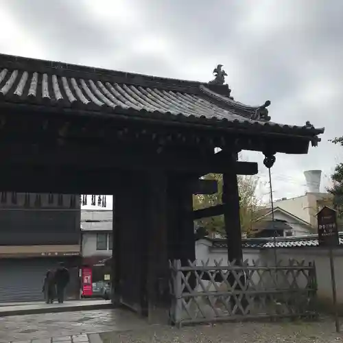 御香宮神社の山門・神門
