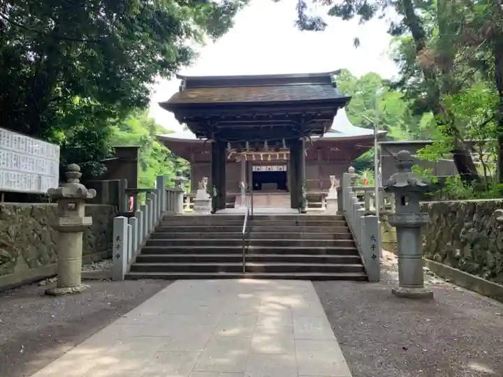 府八幡宮の山門・神門