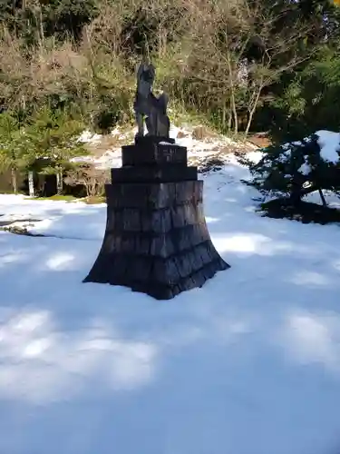 千里稲荷神社の狛犬