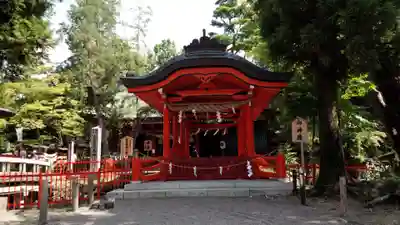生島足島神社の本殿・本堂