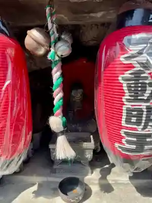 はね瀧道了尊の{uncategorized: "未分類", other: "その他", undefined: "問題あり", building: "その他建物", grave: "お墓", sacred_gate: "鳥居", guardian: "狛犬", statue: "像", buddha: "仏像", history: "歴史", nature: "自然", garden: "庭園", animal: "動物", pagoda: "塔", temizu: "手水舎", mountain_gate: "山門・神門", sanctuary: "本殿・本堂", subordinate: "末社・摂社", art: "芸術", scenery: "景色", jizo: "地蔵", ema: "絵馬", goshuin: "御朱印", omikuji: "おみくじ", items: "授与品その他", amulet: "お守り", goshuincho: "御朱印帳", eats: "食事", festival: "お祭り", votive_dance: "神楽", shichigosan: "七五三参", wedding: "結婚式", experience: "体験その他", initially: "初詣", around: "周辺", anti_infection: "感染症対策"}