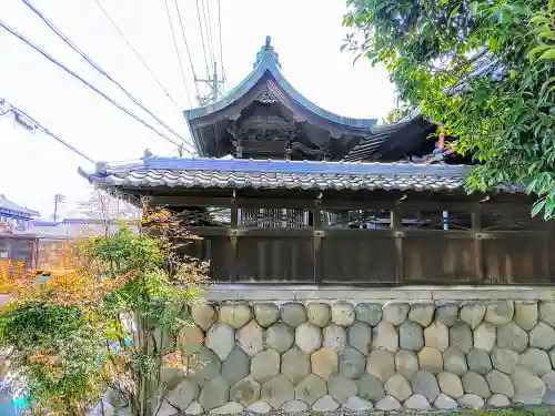 八劔社（石仏）の本殿・本堂