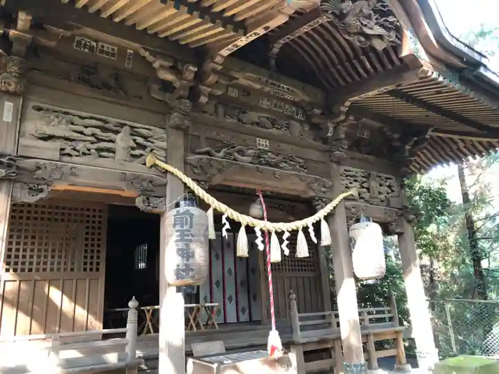 前玉神社の本殿・本堂