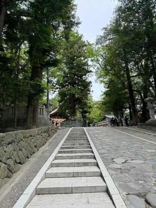 諏訪大社下社秋宮(長野県)