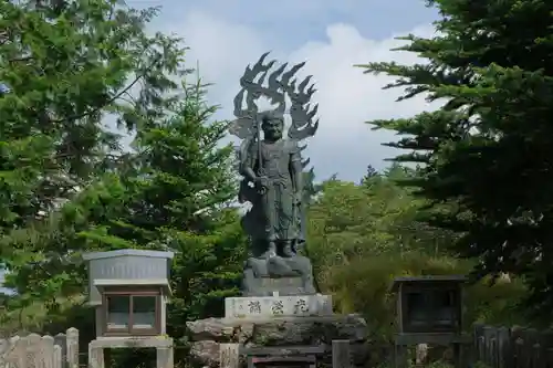 大峯山寺の仏像