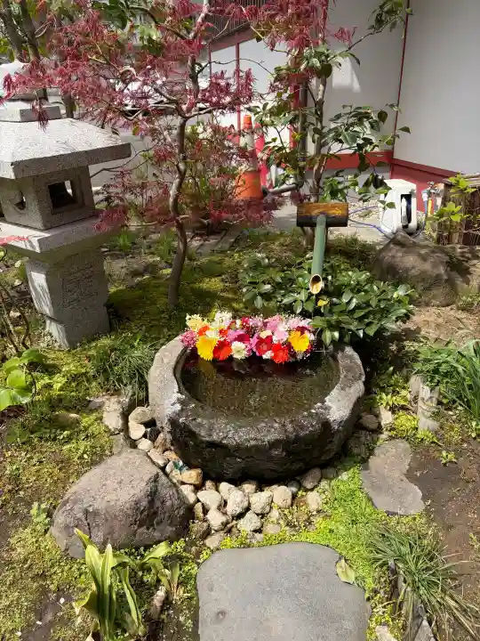 仙台大神宮の{uncategorized: "未分類", other: "その他", undefined: "問題あり", building: "その他建物", grave: "お墓", sacred_gate: "鳥居", guardian: "狛犬", statue: "像", buddha: "仏像", history: "歴史", nature: "自然", garden: "庭園", animal: "動物", pagoda: "塔", temizu: "手水舎", mountain_gate: "山門・神門", sanctuary: "本殿・本堂", subordinate: "末社・摂社", art: "芸術", scenery: "景色", jizo: "地蔵", ema: "絵馬", goshuin: "御朱印", omikuji: "おみくじ", items: "授与品その他", amulet: "お守り", goshuincho: "御朱印帳", eats: "食事", festival: "お祭り", votive_dance: "神楽", shichigosan: "七五三参", wedding: "結婚式", experience: "体験その他", initially: "初詣", around: "周辺", anti_infection: "感染症対策"}