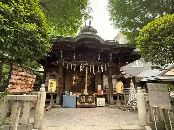 小野照崎神社の{uncategorized: "未分類", other: "その他", undefined: "問題あり", building: "その他建物", grave: "お墓", sacred_gate: "鳥居", guardian: "狛犬", statue: "像", buddha: "仏像", history: "歴史", nature: "自然", garden: "庭園", animal: "動物", pagoda: "塔", temizu: "手水舎", mountain_gate: "山門・神門", sanctuary: "本殿・本堂", subordinate: "末社・摂社", art: "芸術", scenery: "景色", jizo: "地蔵", ema: "絵馬", goshuin: "御朱印", omikuji: "おみくじ", items: "授与品その他", amulet: "お守り", goshuincho: "御朱印帳", eats: "食事", festival: "お祭り", votive_dance: "神楽", shichigosan: "七五三参", wedding: "結婚式", experience: "体験その他", initially: "初詣", around: "周辺", anti_infection: "感染症対策"}