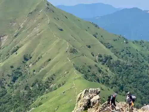 劔山本宮宝蔵石神社(徳島県)