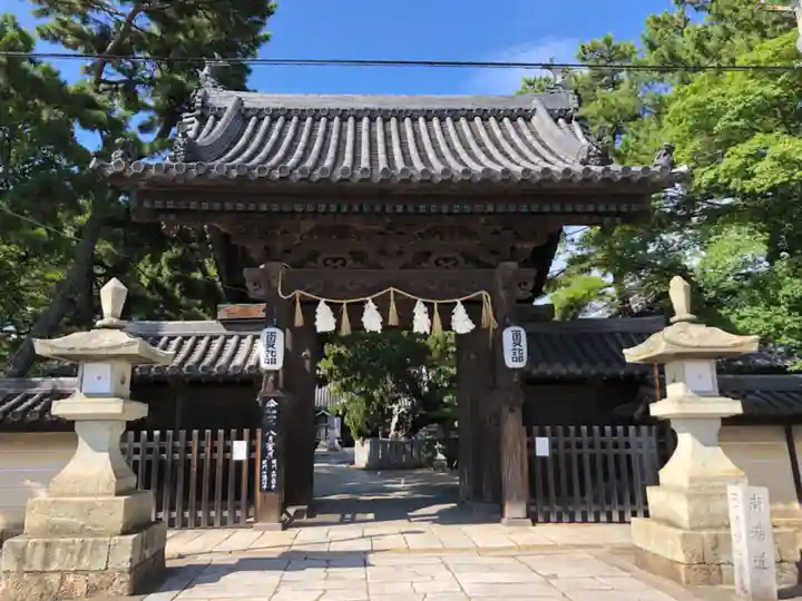 高砂神社の山門・神門