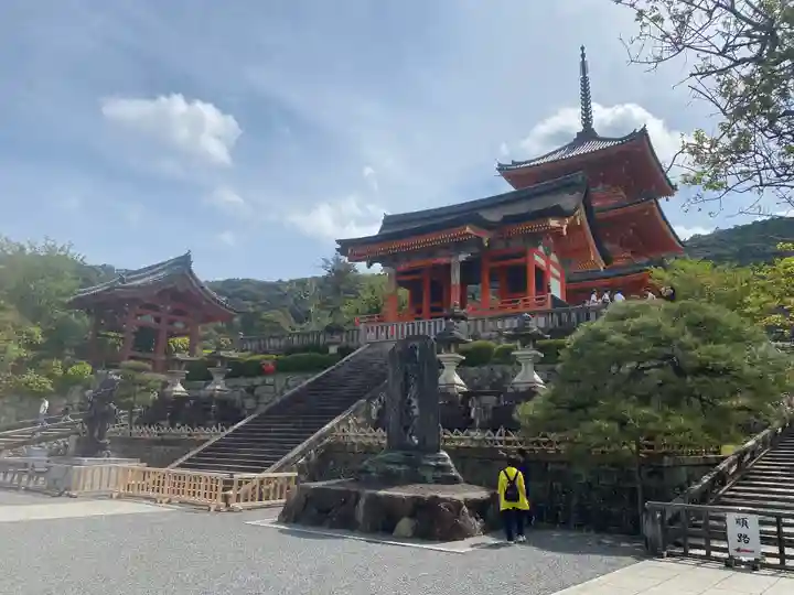 清水寺の山門・神門