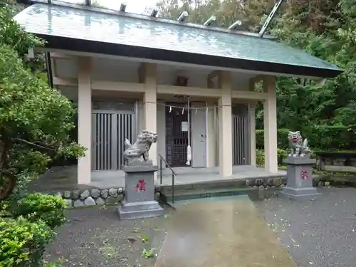白山神社の本殿・本堂