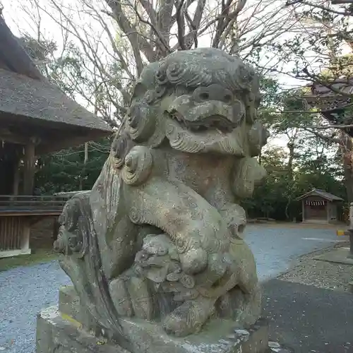 玉敷神社の狛犬