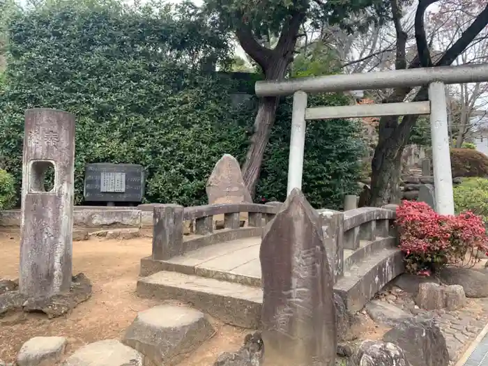 富士淺間神社の鳥居